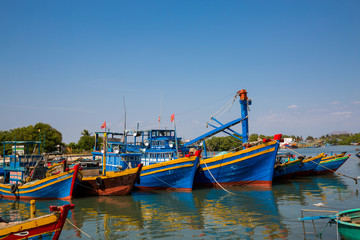 Fototapeta na wymiar Fischerboote in Phan Thiet und Mui Ne in Vietnam