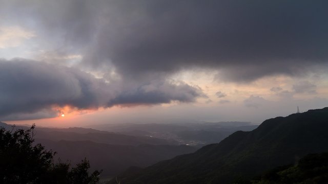 4K timelapse of Mountain and clouds, Taiwan