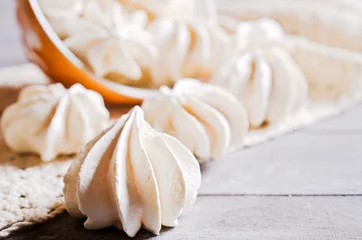 Gordijnen White sweet meringue © Veronika Idiyat