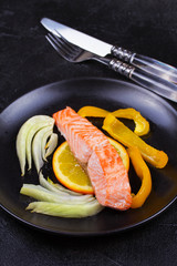 Steamed Salmon with Fennel, Bell Pepper and Oranges