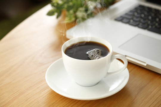 コーヒーとパソコン Coffee and PC