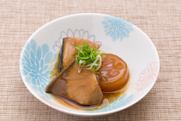 ブリと大根の煮物　