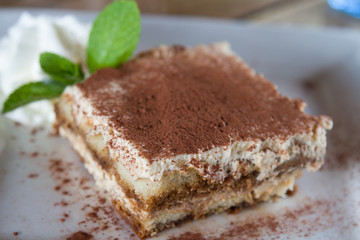 Tiramisu cake