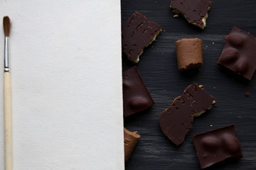 chocolate on black the old table