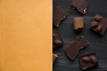 chocolate on black the old table