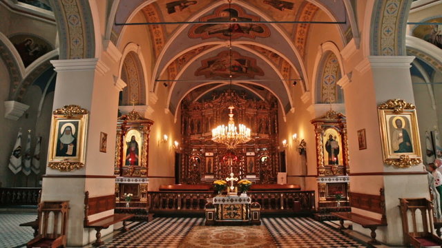  Church Interier Candels