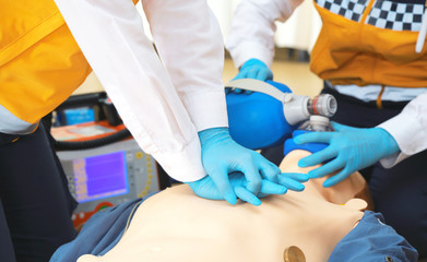 CPR Kalp Masajı  © systemedic
