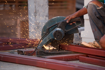 Cutting Steel channel (steel C chanel) with grinder