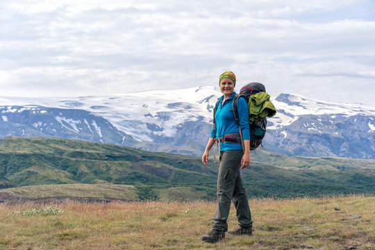 Female hikers enjoying scenic view of Eyjafjallaj&ouml;kull vulcano. Thorsmork National Park.