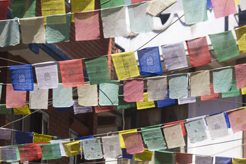 Fototapeta na wymiar tibetan prayer flags, swayambhunath temple, Nepal