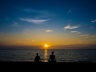 Fototapeta premium Sunset Meditation on the beach