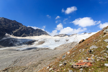 Fototapeta premium Mountain glacier panorama in Hohe Tauern Alps, Austria