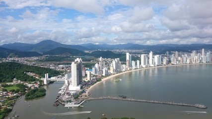 Naklejka premium balneário Camboriú beach in summer