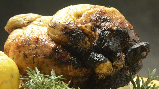 печено пиле Pollo arrosto roast chicken friptură de pui rosto pule steikt kj&uacute;klingur 烤鸡 