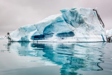 Papier Peint photo Lavable Glaciers Icebergs époustouflants en Islande