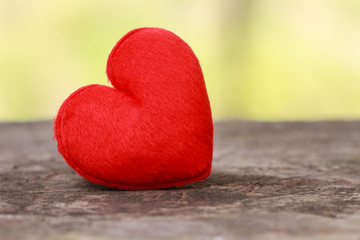 Fototapeta premium Heart on a wooden board