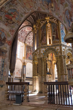 Round Church and Charola of the Knights Templar in Convent of Christ in Tomar. Interior