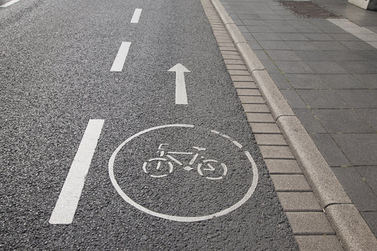 Bike Lane Symbol, Bonn