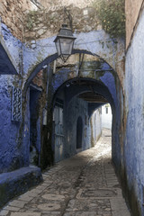 Fototapeta na wymiar calles del municipio de Chaouen en Marruecos