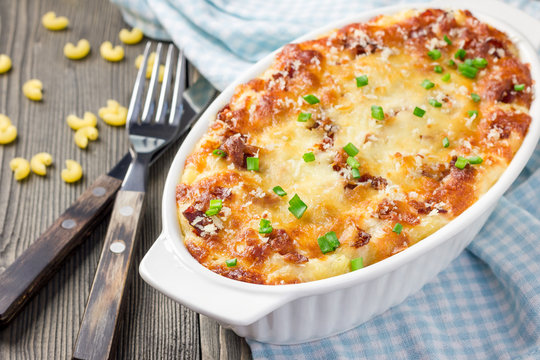 Bacon lovers' mac and cheese in baking dish