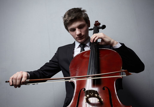 playing the cello closeup