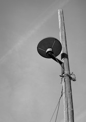 alte Laterne am Stra&szlig;enrand 