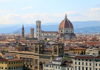 Fototapeta na wymiar city of FLORENCE in Italy with the great dome of the Cathedral