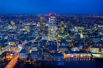 Fototapeta premium Business office building in London, England