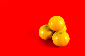 Four oranges for blessing