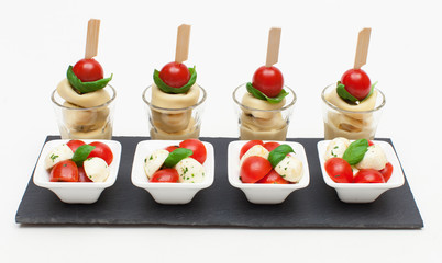 Fingerfood  - Antipasti-Variationen auf Schieferplatte