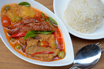 Red Curry With Roast Duck