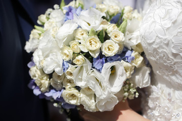 Splendid elegant wedding bunch