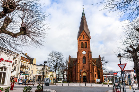 warnem&uuml;nde