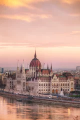 Zelfklevend Fotobehang Parliament building in Budapest, Hungary © andreykr