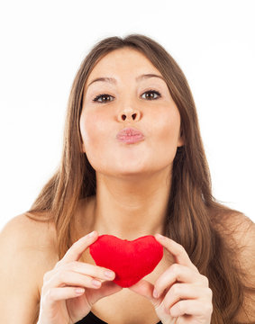 Femme Amoureuse Avec Un Coeur Dans La Main à La Saint Valentin