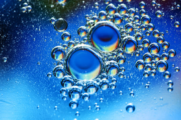 Water Bubbles / Water bubbles macro