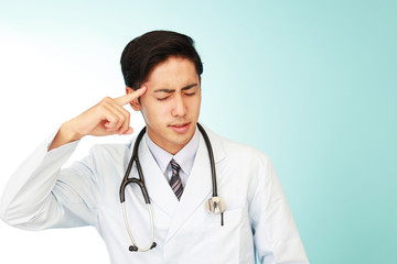 頭痛を訴える医師