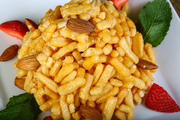 Tatar dessert chak-chak