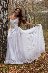 Fototapeta premium Young Bride In A Forest