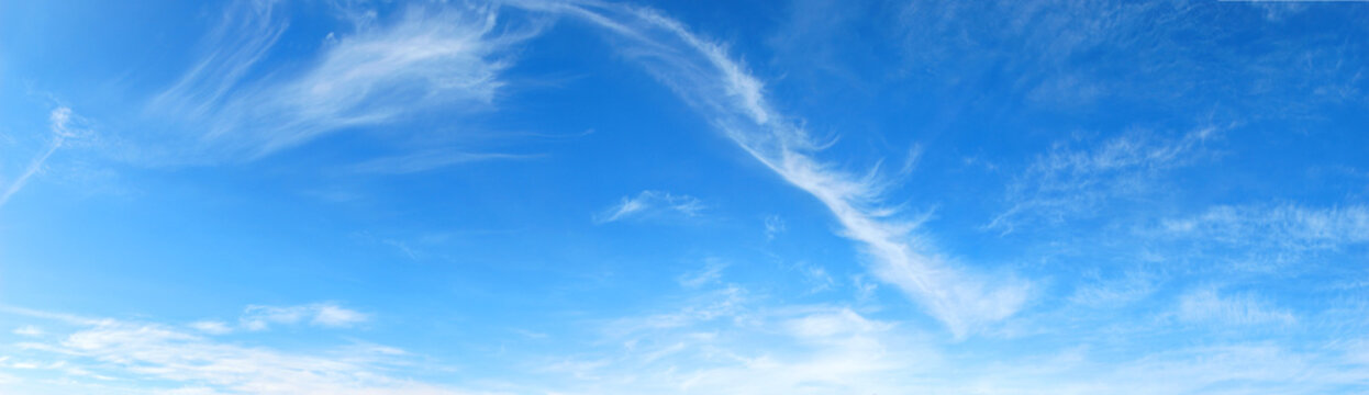 Fototapeta template di un cielo azzurro con nuvole