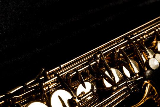 Saxophone in the black box