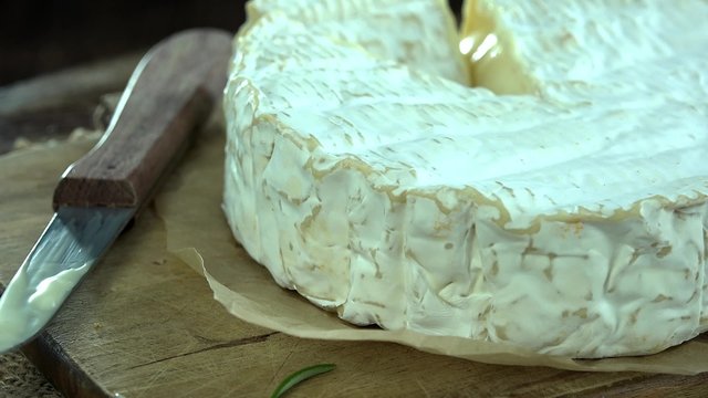 Rotating Camembert as detailed 4k footage (seamless loopable)