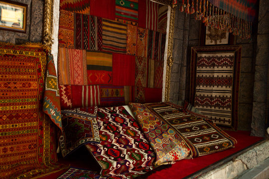 Moroccan Carpets For Sale In Marrakech