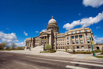 Fototapeta na wymiar Capitol building and square in Boise, Idaho
