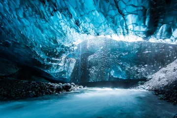 Fototapete Rund Eishöhle in Island tiefer Tunnel © jamenpercy