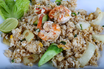 Fried rice with shrimps