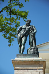 Fototapeta na wymiar Sculpture statue of Hercules Catherine Park St. Petersburg