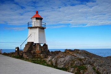 Fototapeta na wymiar laukvik lighthouse
