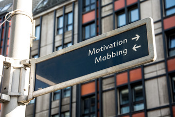 Schild 61 - Motivation