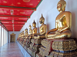 Buddha Statuen im Wat Pho, Bangkok, Thailand